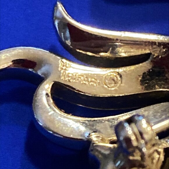 Fabulous midcentury Trifari brooch - Picture 5 of 6